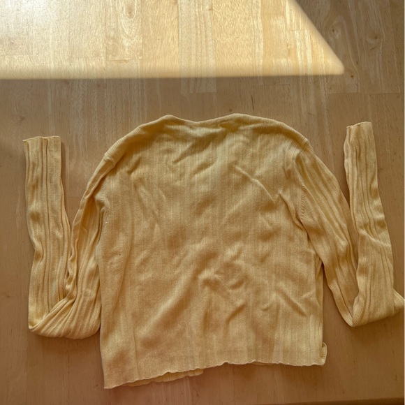 GARAGE button down yellow long sleeve crop top - Picture 2 of 4